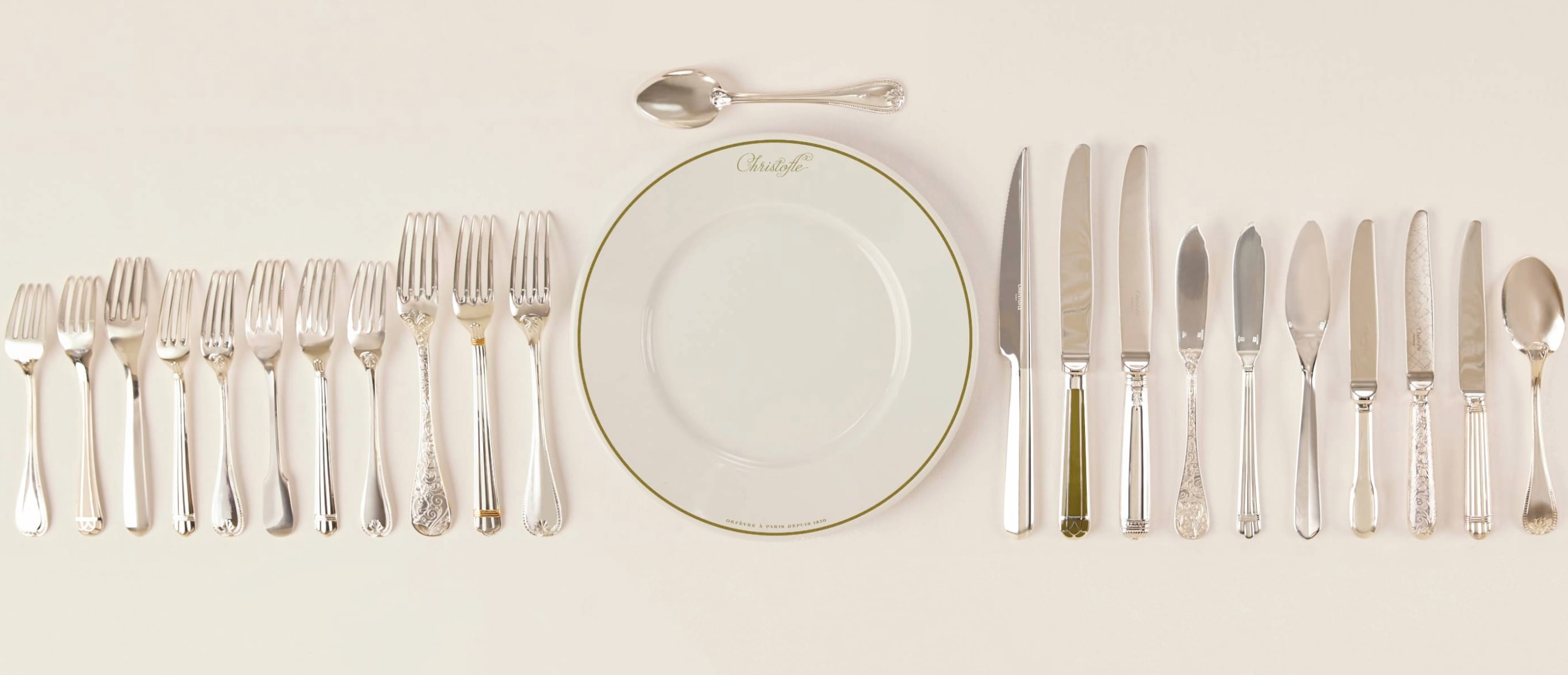24 piece flatware set for 6 people in 24-carat gold gilded metal